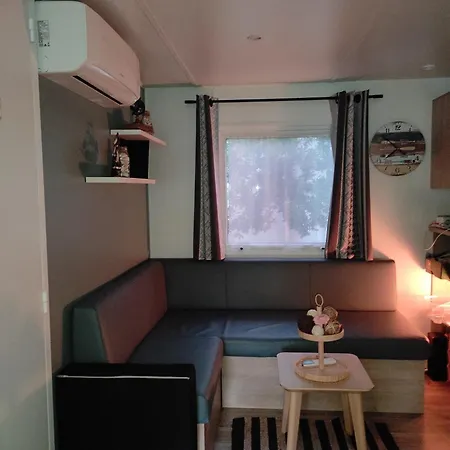 Lesmobilhomesduferret - Camping Les Embruns - Mobil-Homes De Particuliers, Funpass Activites Non Inclus Lège-Cap-Ferret Chambre photo